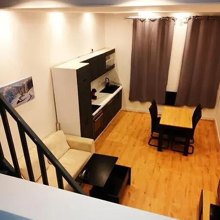 Grand Avec Mezzanine Voiron