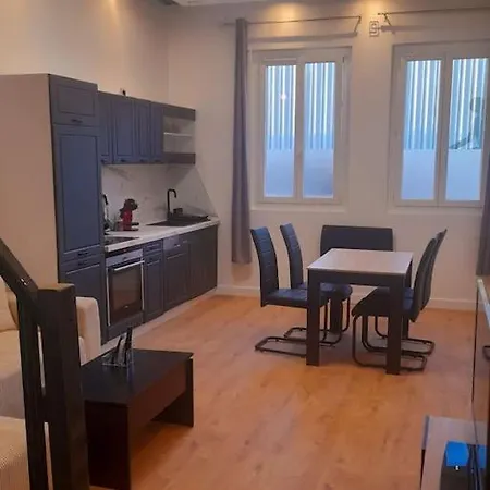 Grand Avec Mezzanine * Voiron